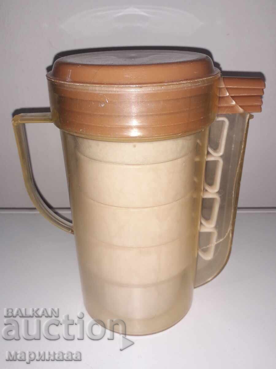 Licitație SET TURISTIC VECHI. RNR Licitație SET TURISTIC VECHI. RNR