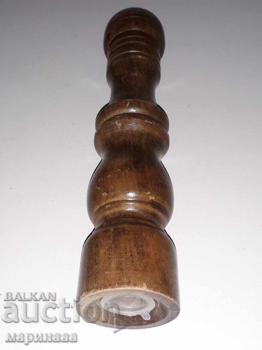 VECHE SALIERĂ. LEMN cu preț € 2.56 | 5.01 BGN