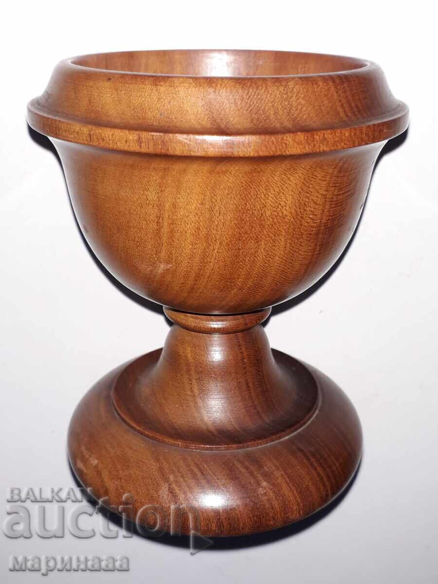 ПОСТАВКА ЗА ЯЙЦЕ. ДЪРВО с цена 5.00 лв. | € 2.56 ПОСТАВКА ЗА ЯЙЦЕ. ДЪРВО с цена 5.00 лв. | € 2.56