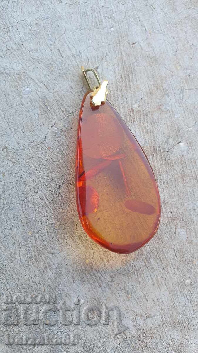Delivery of Amber Pendant Amber