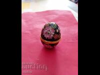 Ouă clazonate vechi