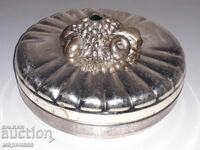 CUTIE DE METAL VECHE