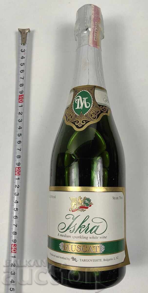2000 CHAMPAGNE ISKRA FULL BOTTLE BOTTLE UNFIT FOR USE - 5