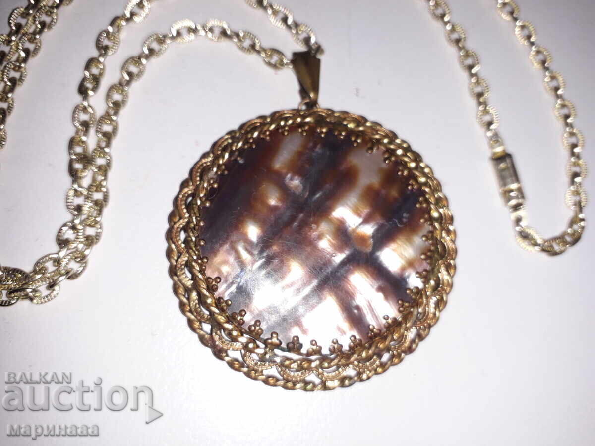 OLD NECKLACE WITH MOTHER-OF-PEARL with price 8.00 BGN | € 4.09