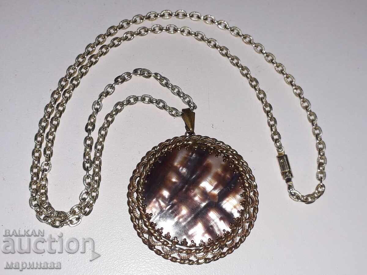 OLD NECKLACE WITH MOTHER-OF-PEARL