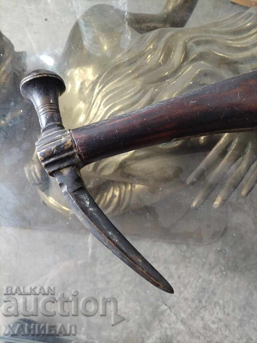 Auction  OLD CREMATION PISTOL INTERESTING