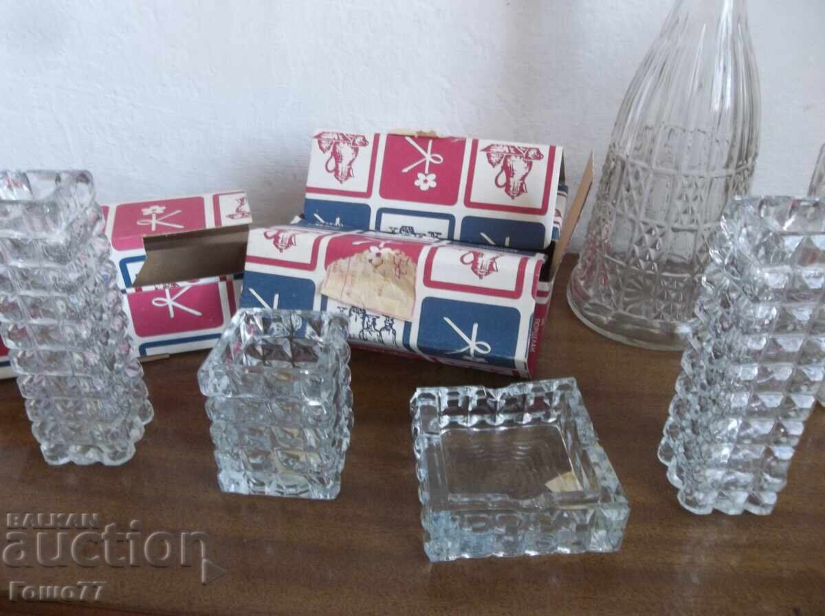 Γραφήματα και άλλα με τιμή 20.00 BGN | € 10.23