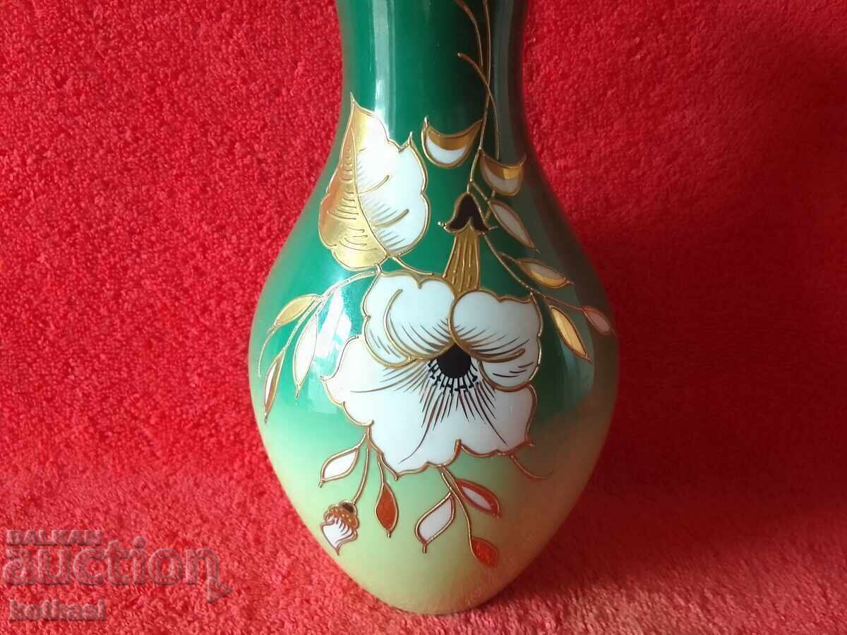 Old porcelain vase W Wallendorf WALLENDORF handmade with price € 28.38 | 55.51 BGN Old porcelain vase W Wallendorf WALLENDORF handmade with price € 28.38 | 55.51 BGN