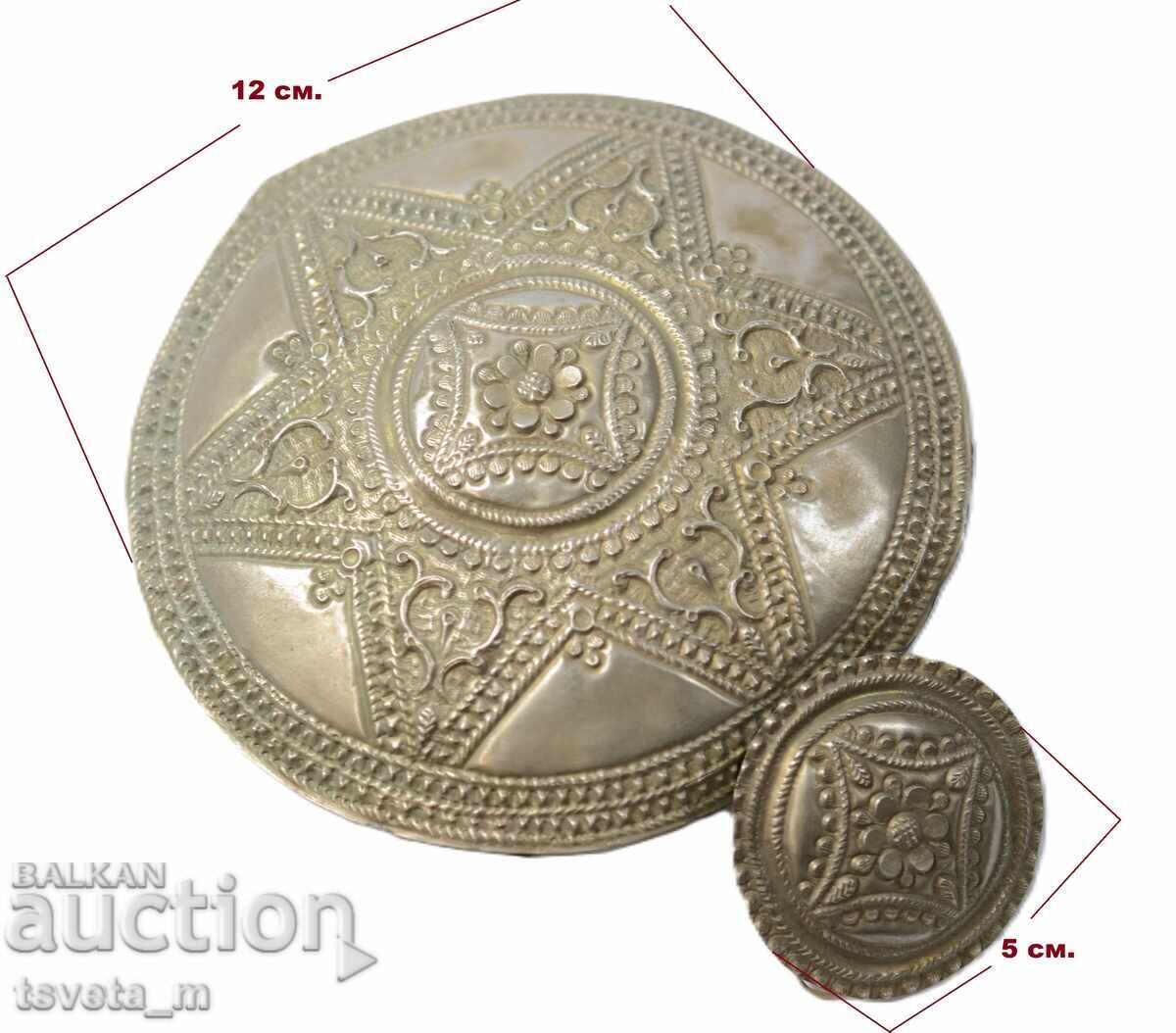 Auction Revival silver half 1/2 buckle folk costume Auction Revival silver half 1/2 buckle folk costume