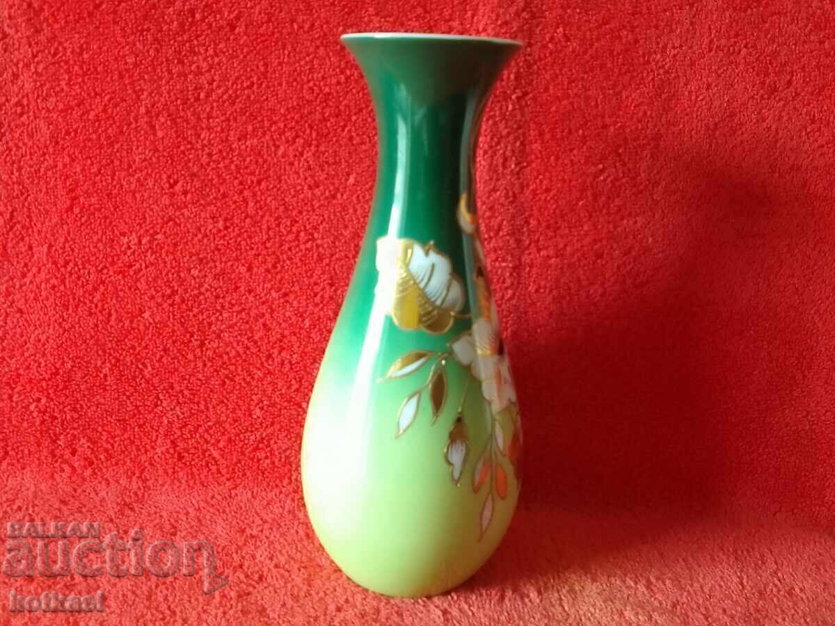 Old porcelain vase W Wallendorf WALLENDORF handmade with price € 28.38 | 55.51 BGN Old porcelain vase W Wallendorf WALLENDORF handmade with price € 28.38 | 55.51 BGN
