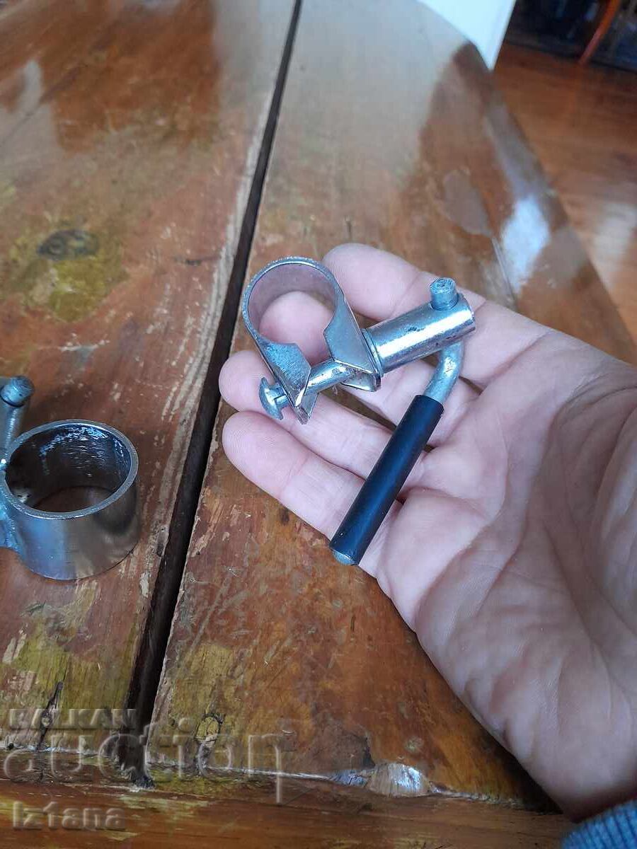 Παράδοση Παλιά σφιγκτήρες σύσφιξης για σέλα, τιμόνι ποδηλάτου