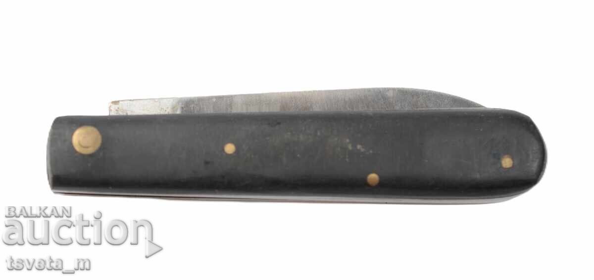 Briceag mare de buzunar V. Tărnovo cu preț 25.00 BGN | € 12.78 Briceag mare de buzunar V. Tărnovo cu preț 25.00 BGN | € 12.78