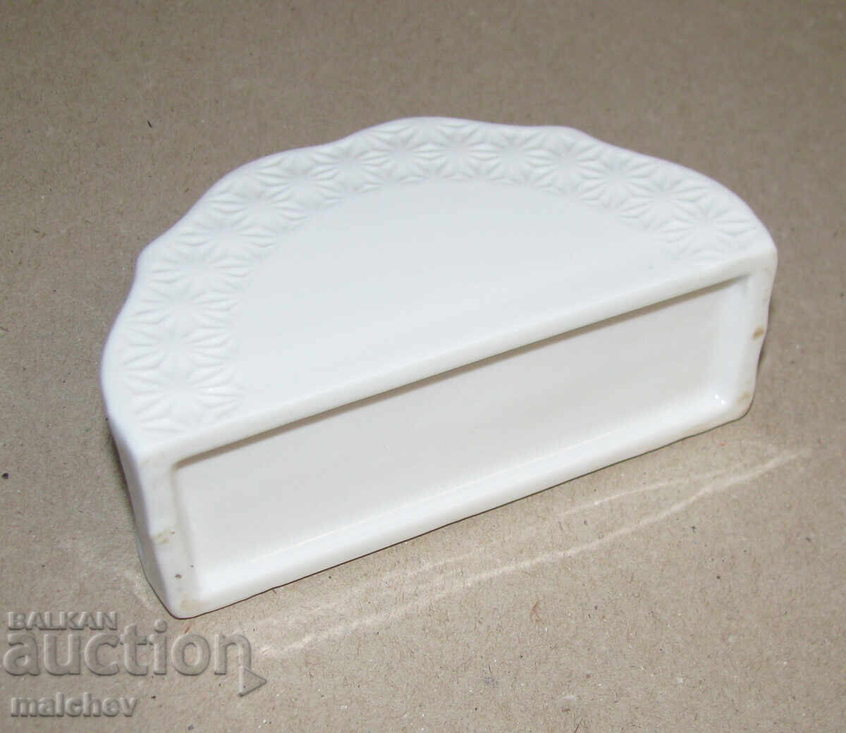 Porcelain white napkin holder, embossed decoration, excellent - 5 Porcelain white napkin holder, embossed decoration, excellent - 5