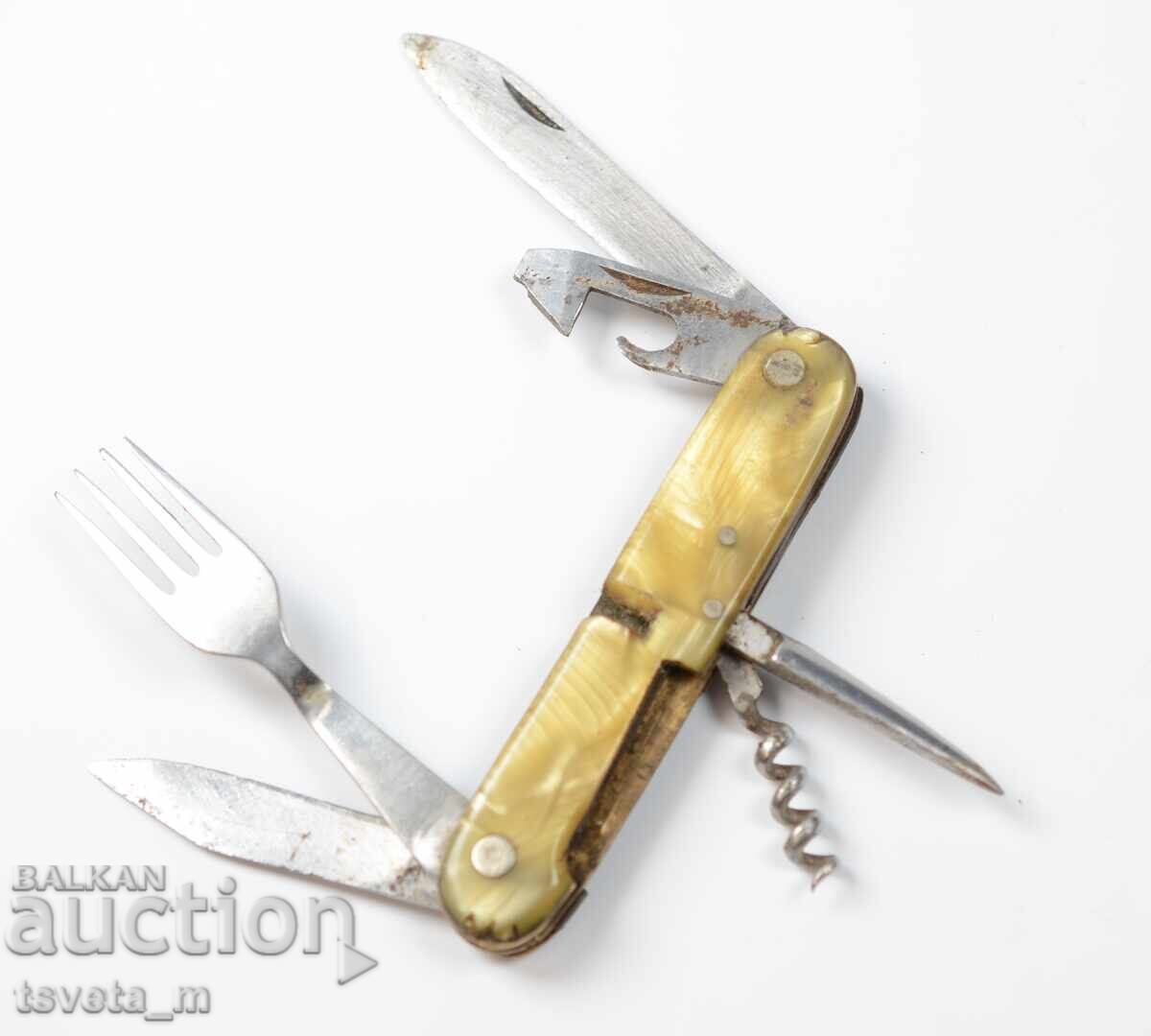 Delivery of Pocket knife with 6 tools