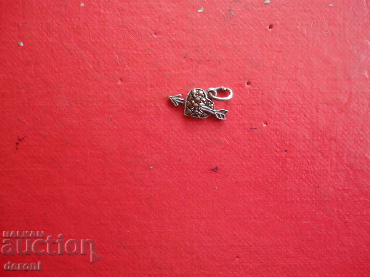 Silver locket pendant with marcasite 830 - 6 Silver locket pendant with marcasite 830 - 6