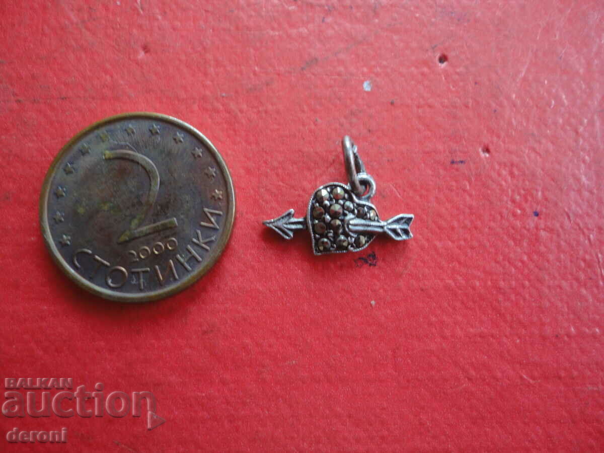 Silver locket pendant with marcasite 830 Silver locket pendant with marcasite 830