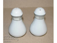 Lot of 2 porcelain salt shakers - pair of salt shakers, excellent condition