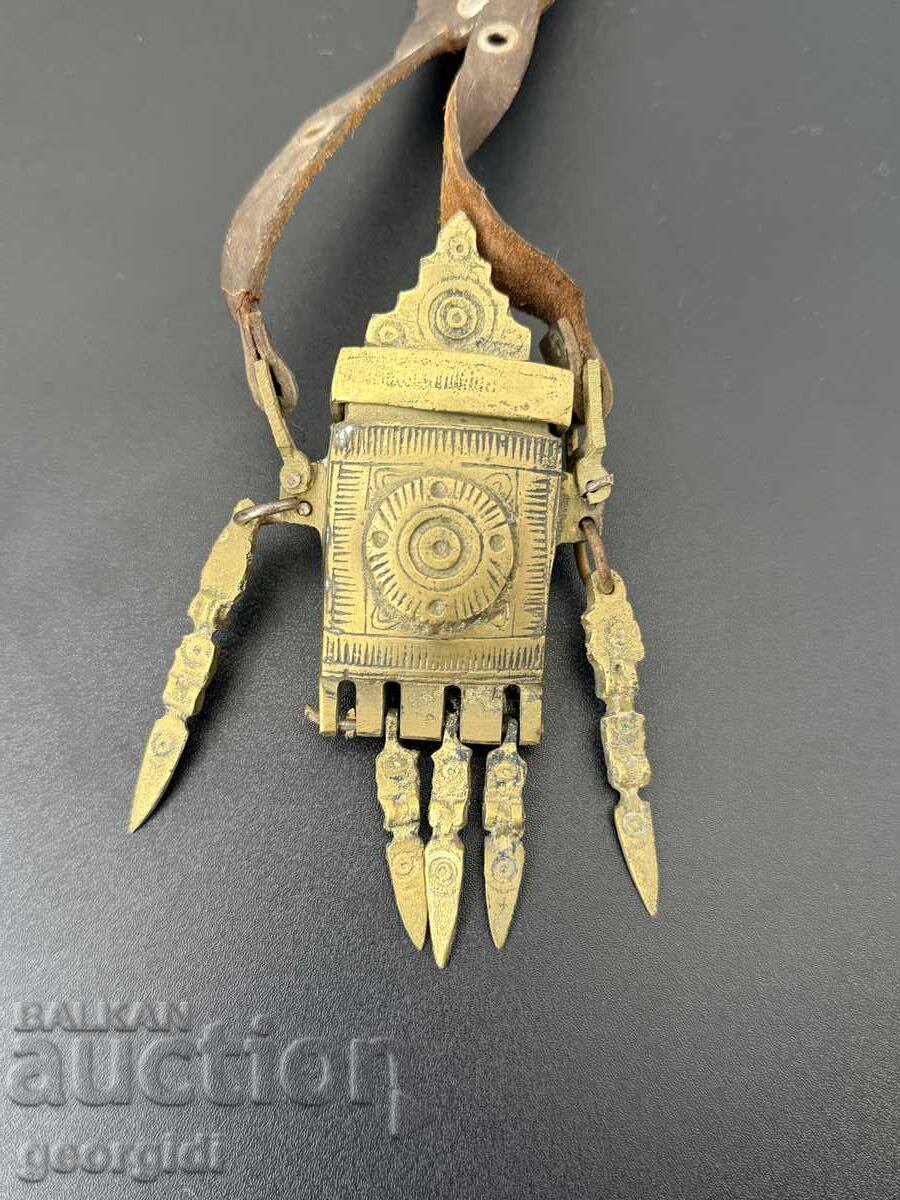 Χάλκινο κουτί για ευζούς / καμπζή. Νο. 7533 με τιμή 150.00 BGN | € 76.69 Χάλκινο κουτί για ευζούς / καμπζή. Νο. 7533 με τιμή 150.00 BGN | € 76.69