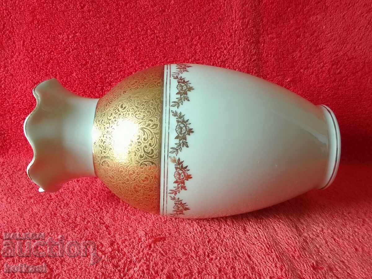 Παράδοση Παλιά πορσελάνινη βάζα ALKA kunst Marion, μασίφ επιχρύσωση, Υ 20 εκ