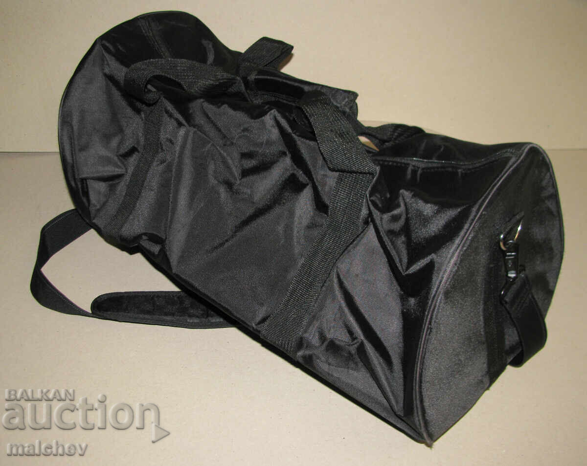 Licitație Geantă sport de voiaj Sport textil negru 52/29/25, excelentă Licitație Geantă sport de voiaj Sport textil negru 52/29/25, excelentă