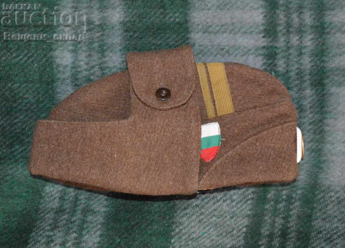 Officer's peaked cap from winter military uniform, size 58 with price 25.00 BGN | € 12.78
