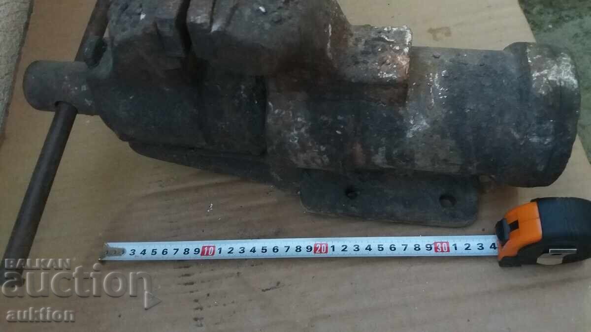 Delivery of WORKING HEAVY VISE - 23 KG