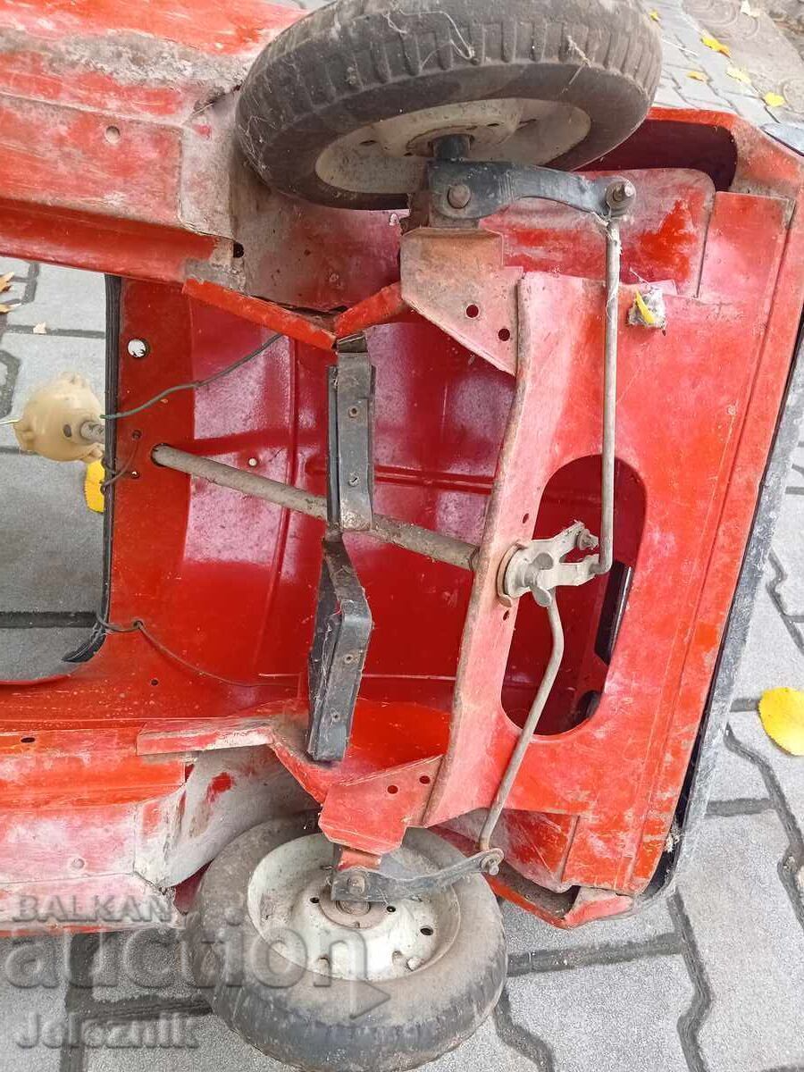 Rare Moskvich 1985 with Pedals, Collector's Item!!! - 6