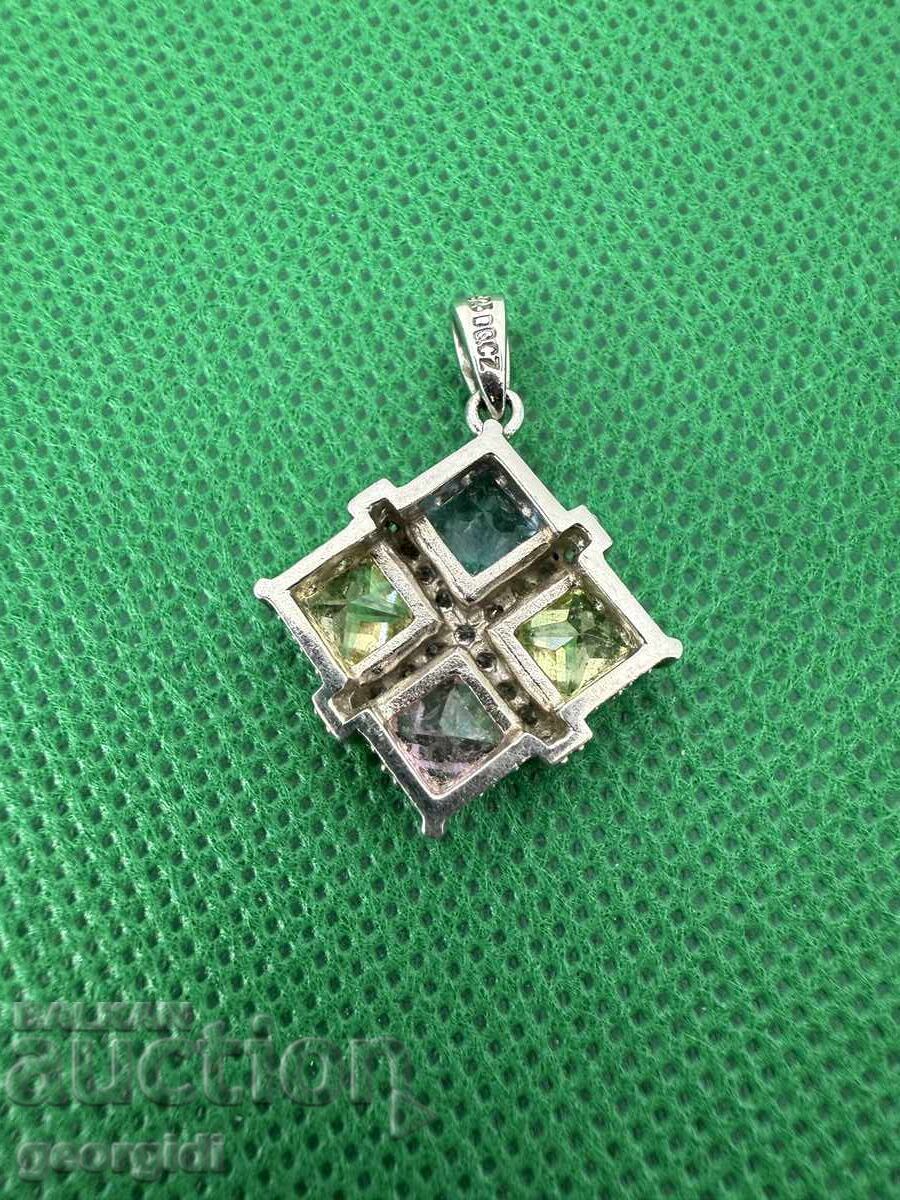 Παράδοση Σχεδιασμένο κόσμημα / μενταγιόν. Νο. 7536