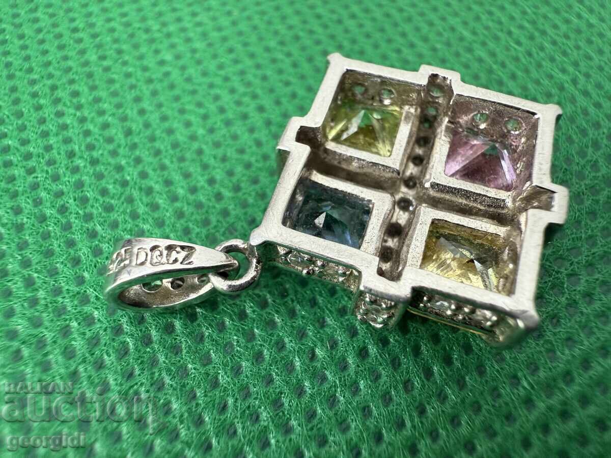 Σχεδιασμένο κόσμημα / μενταγιόν. Νο. 7536 - 6