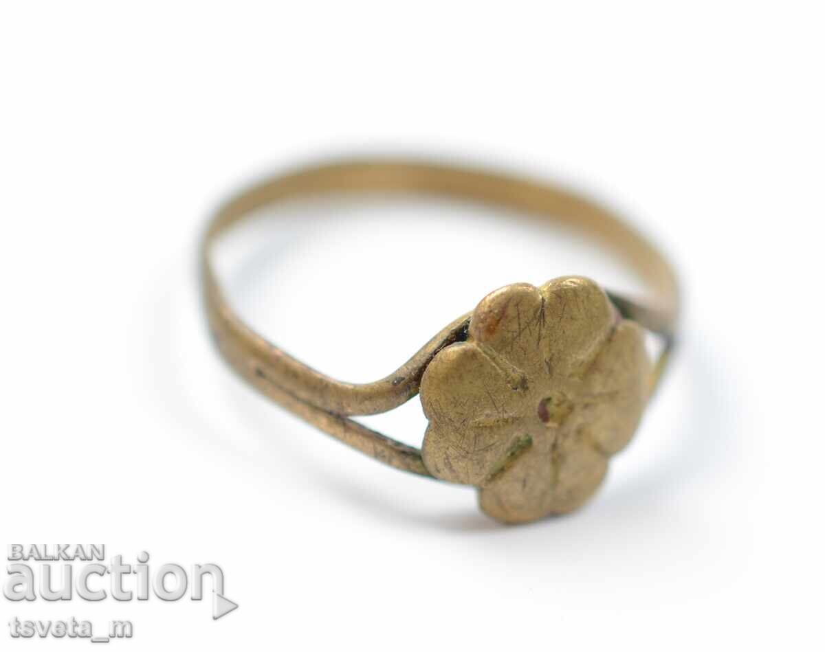 Delivery of Women's Bronze Ring - Kingdom of Bulgaria