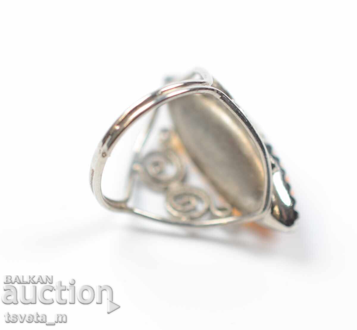 Livrarea Un inel Livrarea Un inel