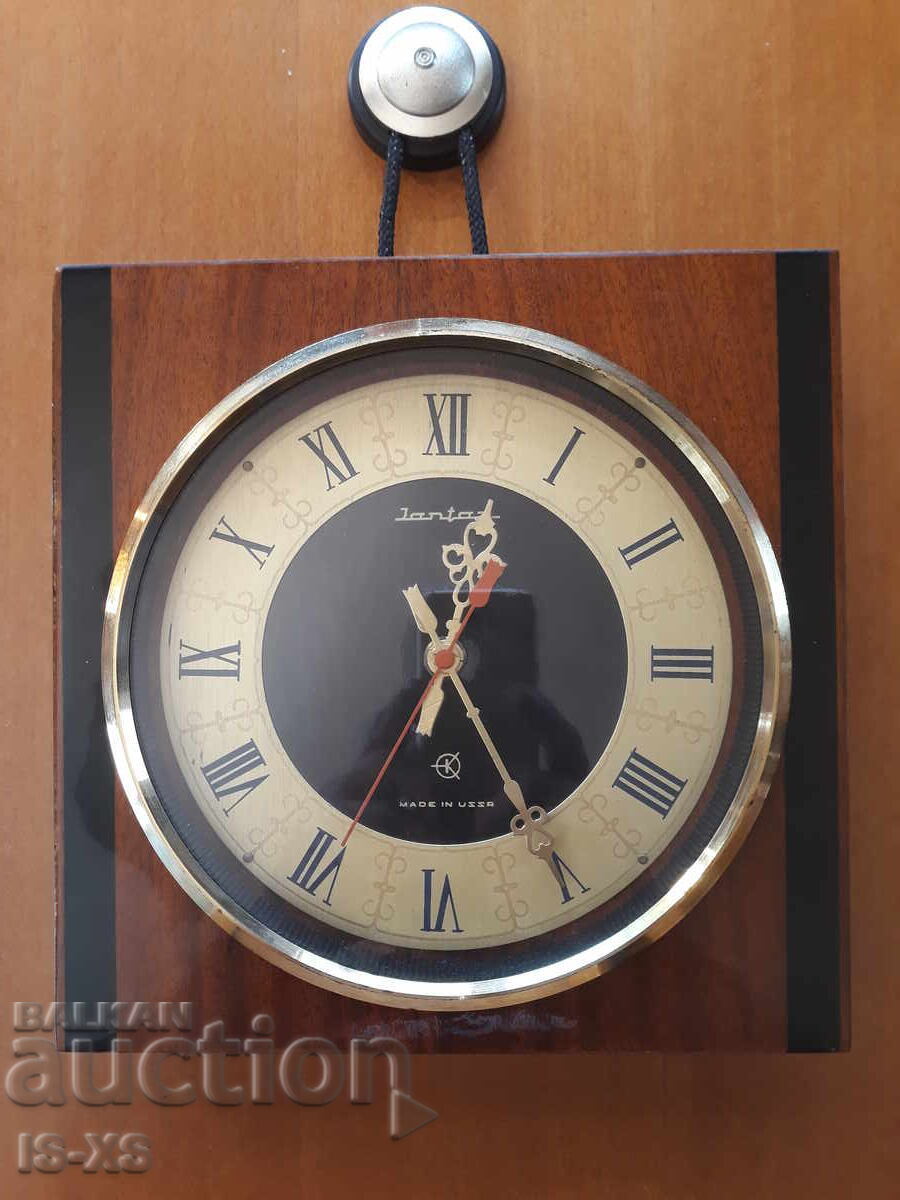Стенен Руски часовник Стенен Руски часовник