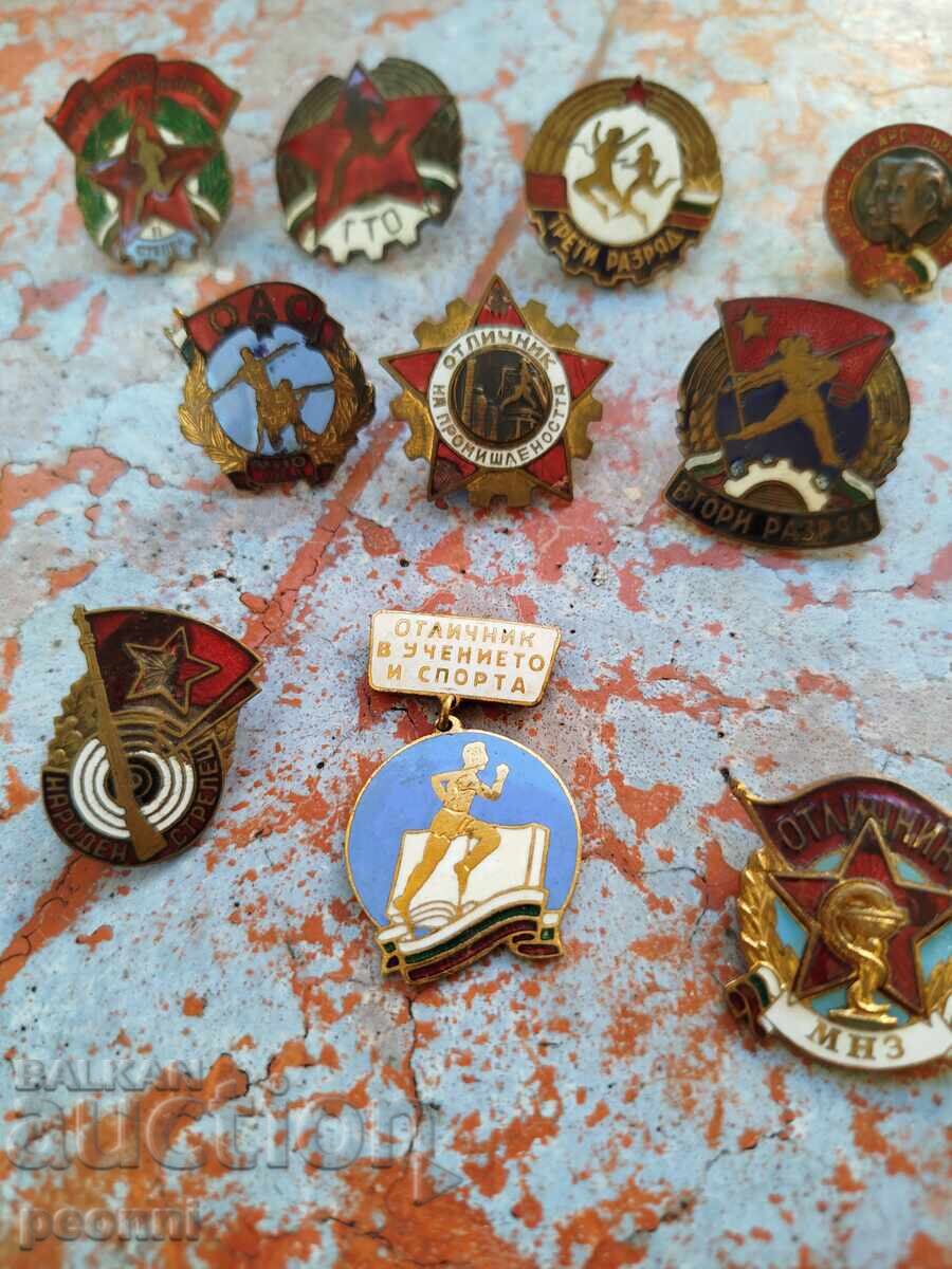 Доставка на Лот емайлирани значки