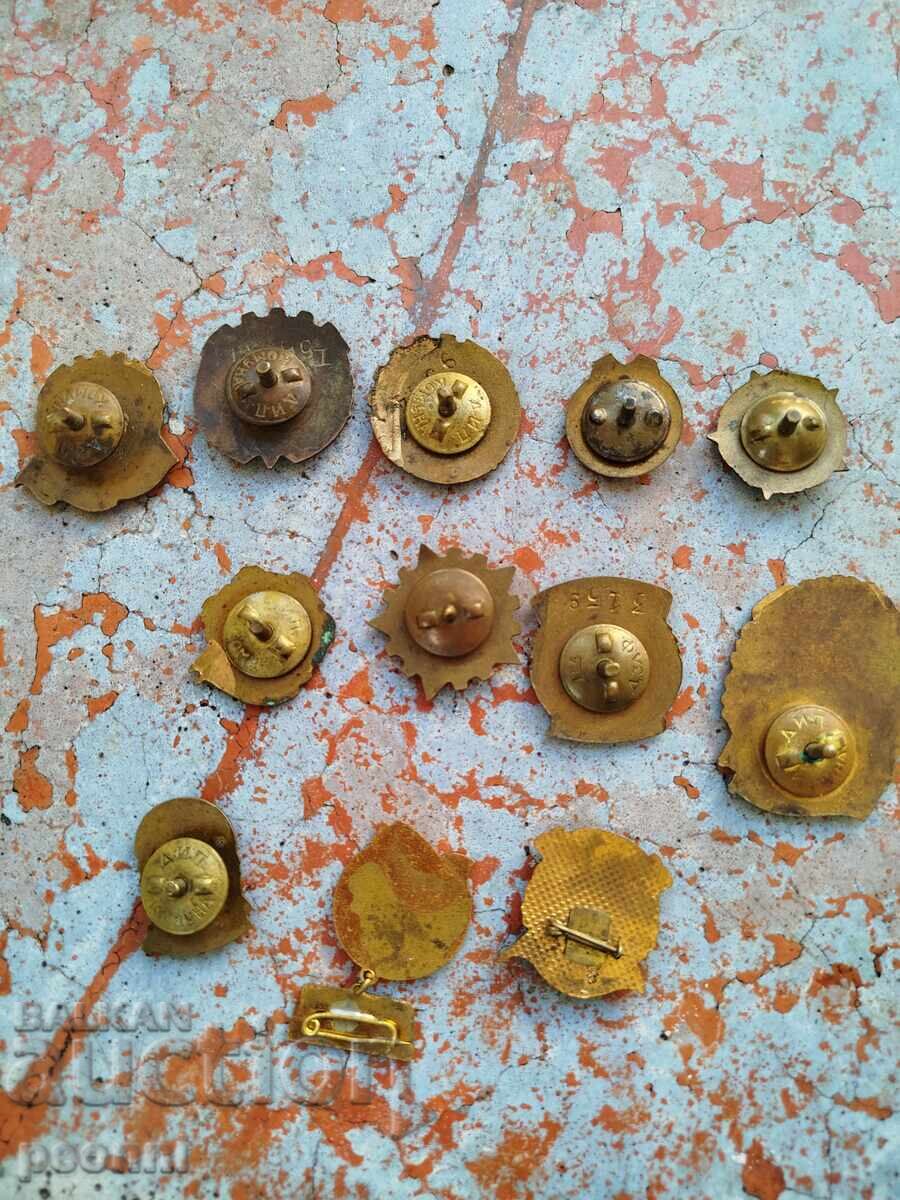 Лот емайлирани значки - 7