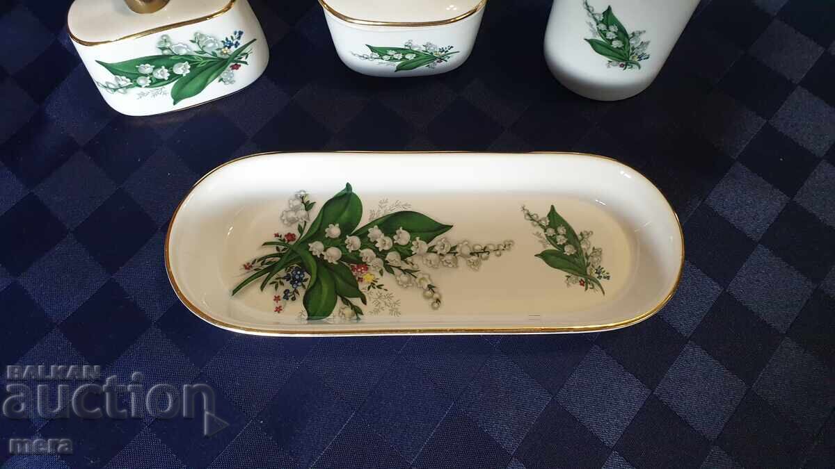 Set cosmetic din porțelan Bavaria cu lăcrămioare cu preț 80.00 BGN | € 40.90 Set cosmetic din porțelan Bavaria cu lăcrămioare cu preț 80.00 BGN | € 40.90