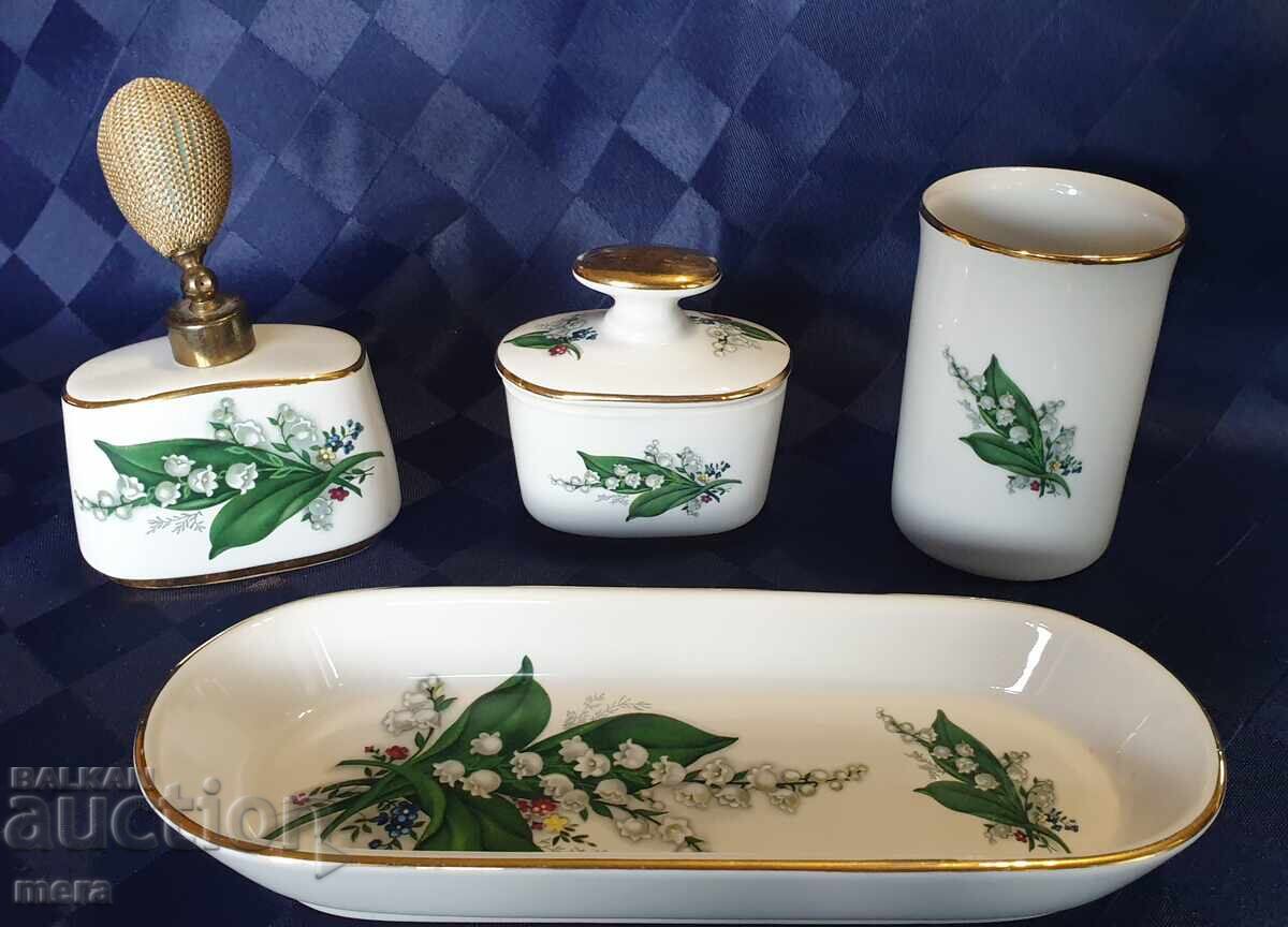 Licitație Set cosmetic din porțelan Bavaria cu lăcrămioare Licitație Set cosmetic din porțelan Bavaria cu lăcrămioare