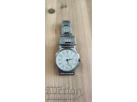 Ceas Rusesc Pobeda de la un ban