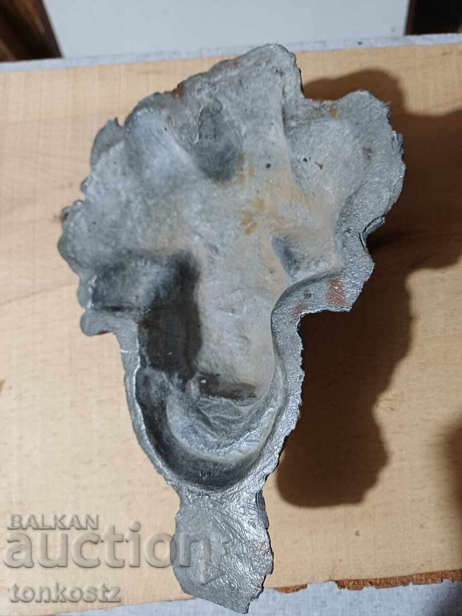 Метален орнамент 1920 30г. с цена 40.00 лв. | € 20.45 Метален орнамент 1920 30г. с цена 40.00 лв. | € 20.45