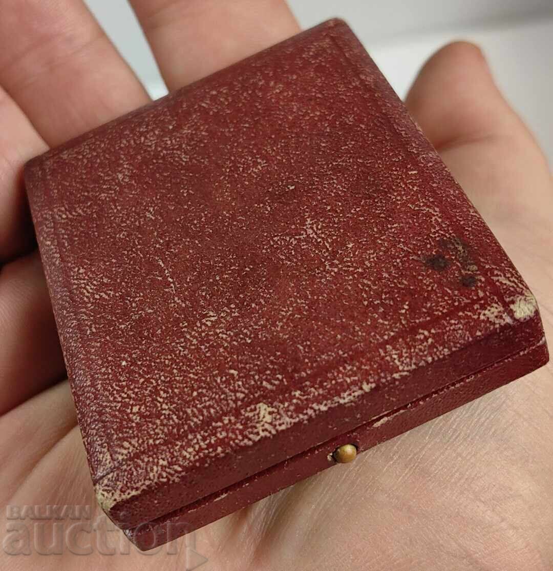 OLD BOX FOR JEWELRY, MARKED, SOLID - 7 OLD BOX FOR JEWELRY, MARKED, SOLID - 7