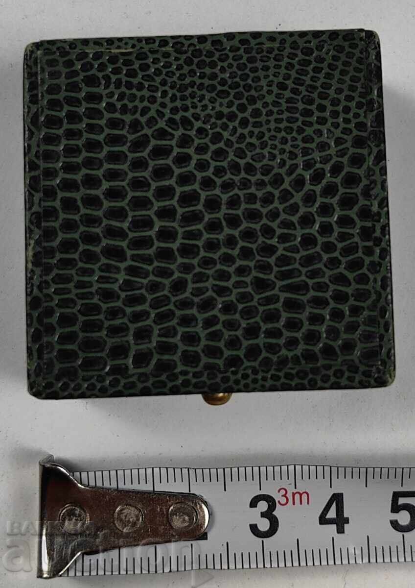 OLD BOX BOX FOR JEWELRY MARKED EXCELLENT with price 25.00 BGN | € 12.78