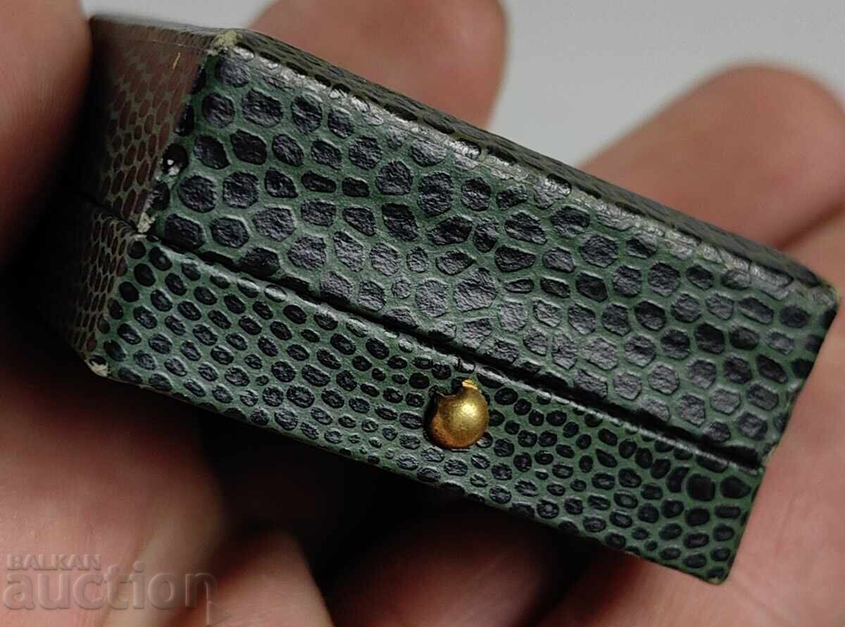 OLD BOX BOX FOR JEWELRY MARKED EXCELLENT