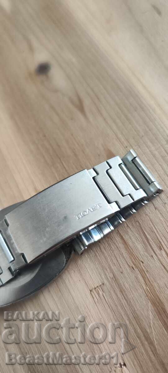 Auction  Russian Mechanical Watch Poljot with Original Bracelet