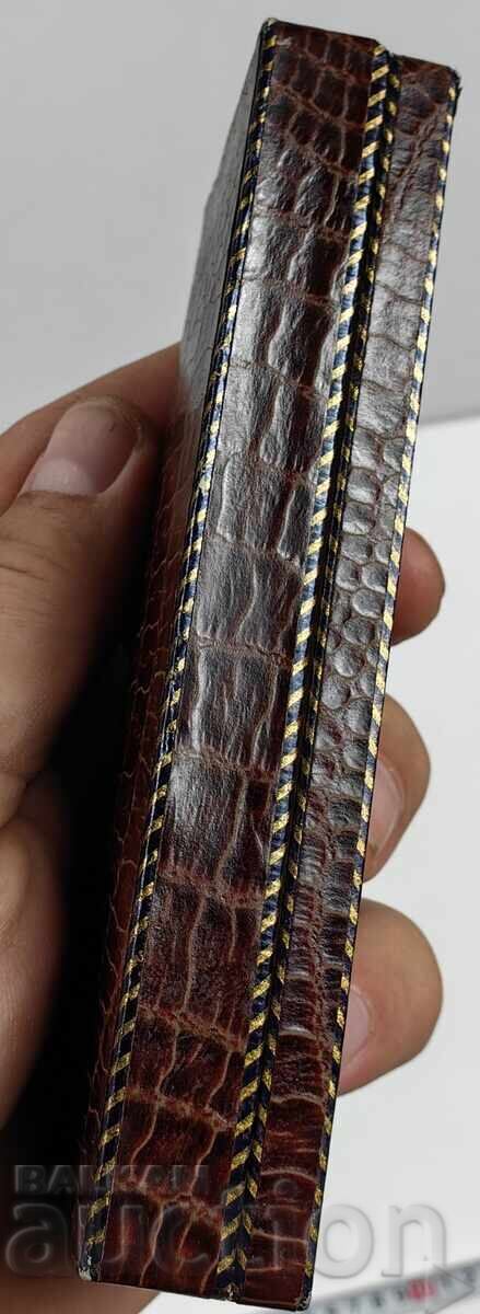 CUTIE VECHE REGALĂ, CUTIUȚĂ, NIKOLA KUZMANOV, SOFIA, IGNATIEV cu preț 49.00 BGN | € 25.05 CUTIE VECHE REGALĂ, CUTIUȚĂ, NIKOLA KUZMANOV, SOFIA, IGNATIEV cu preț 49.00 BGN | € 25.05