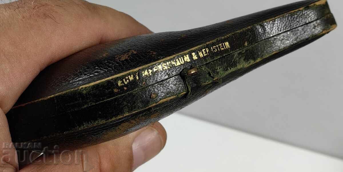 Livrarea CUTIE FOARTE VECHE, CUTIUȚĂ, TOC PENTRU PIPĂ, MARCATĂ Livrarea CUTIE FOARTE VECHE, CUTIUȚĂ, TOC PENTRU PIPĂ, MARCATĂ