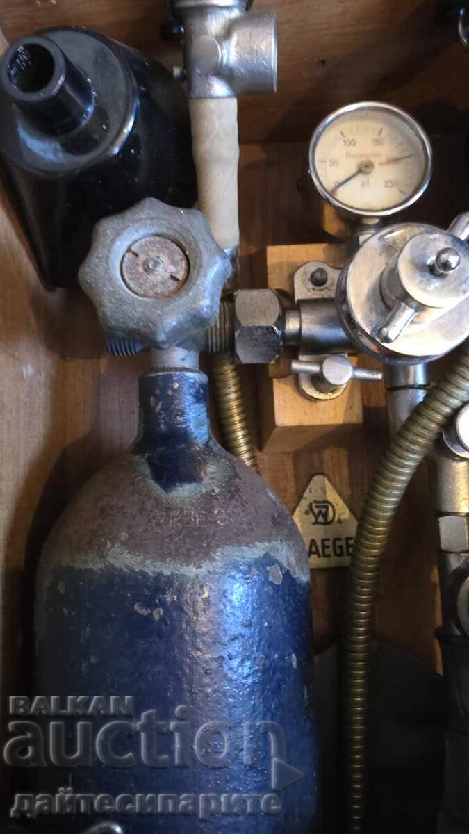 Oxygen apparatus set - 5 Oxygen apparatus set - 5