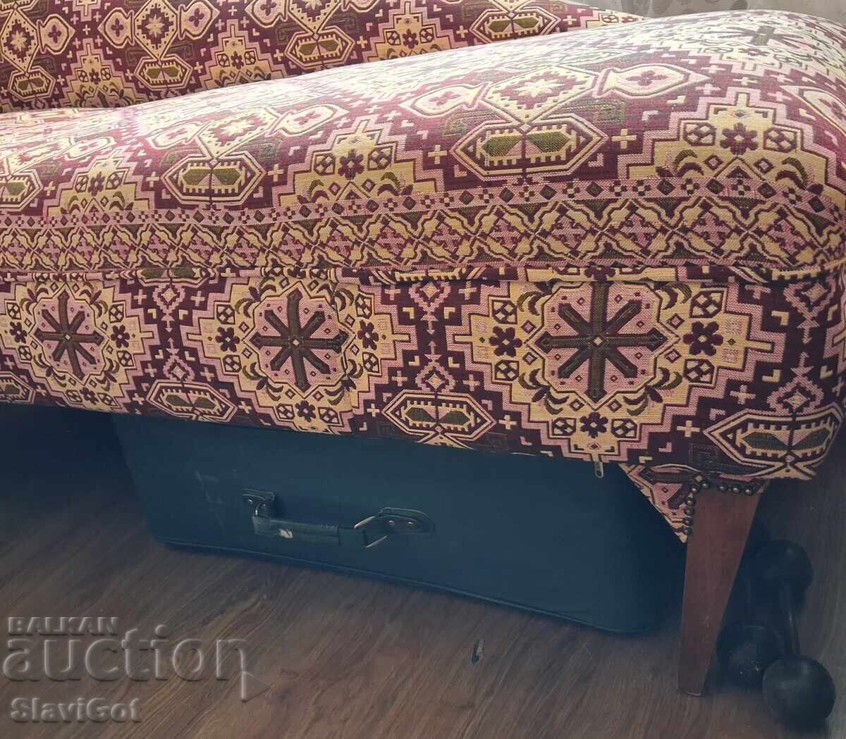 Δημοπρασία Αντίκα καναπές κουκέτα μιντέρ, ανατολίτικα μοτίβα 1 τμχ. BZC