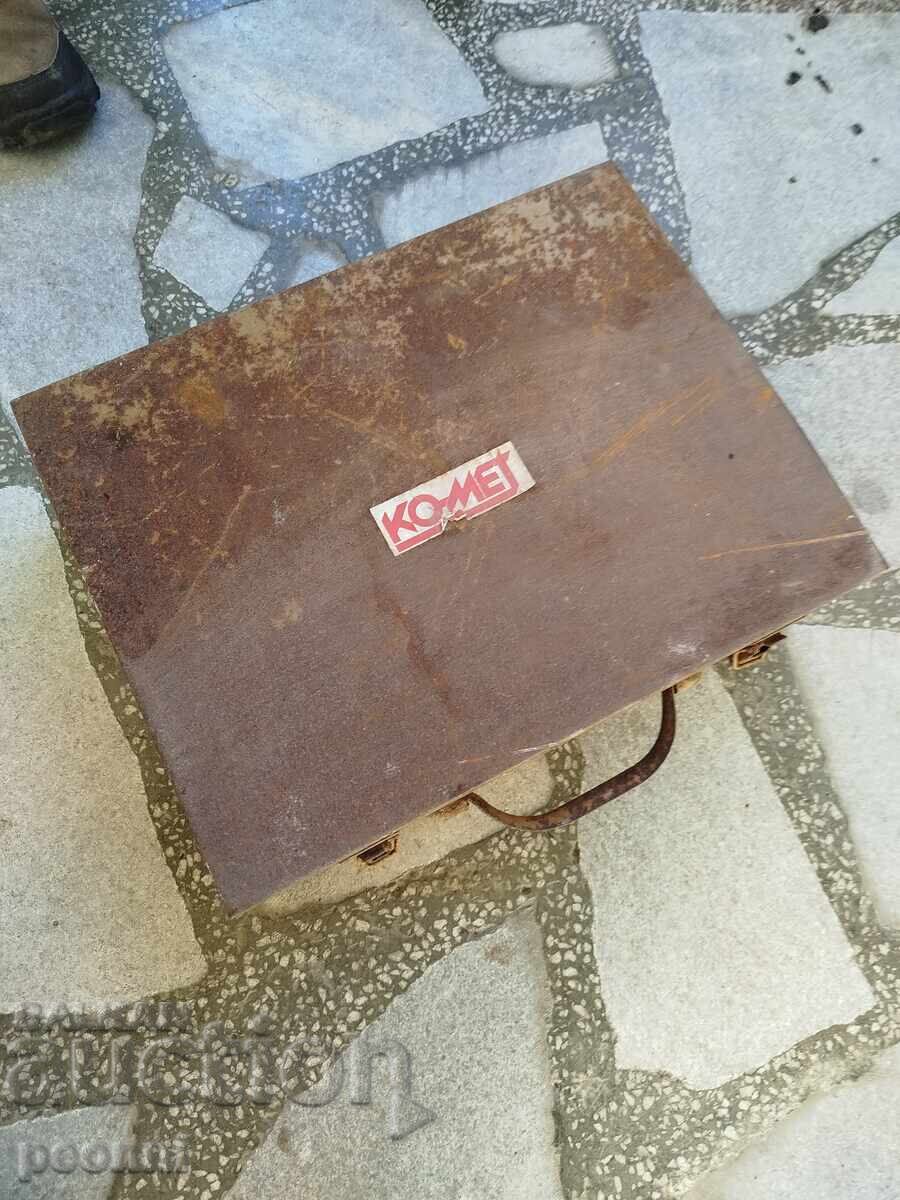 Delivery of Tin Smith Tools