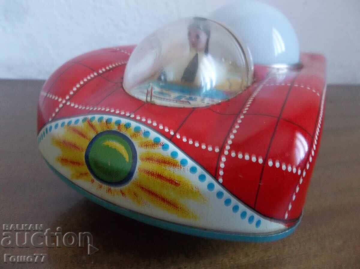 Licitație Mașină spațială