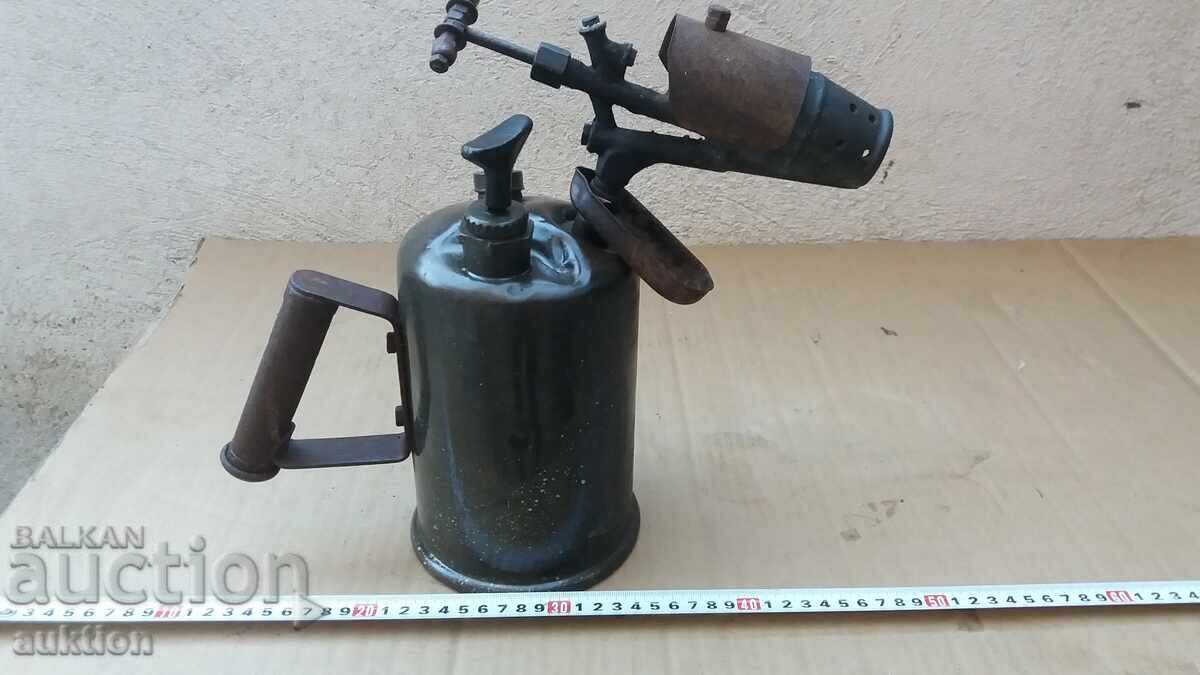MASSIVE BRONZE PETROL BURNER with price 29.99 BGN | € 15.33 MASSIVE BRONZE PETROL BURNER with price 29.99 BGN | € 15.33