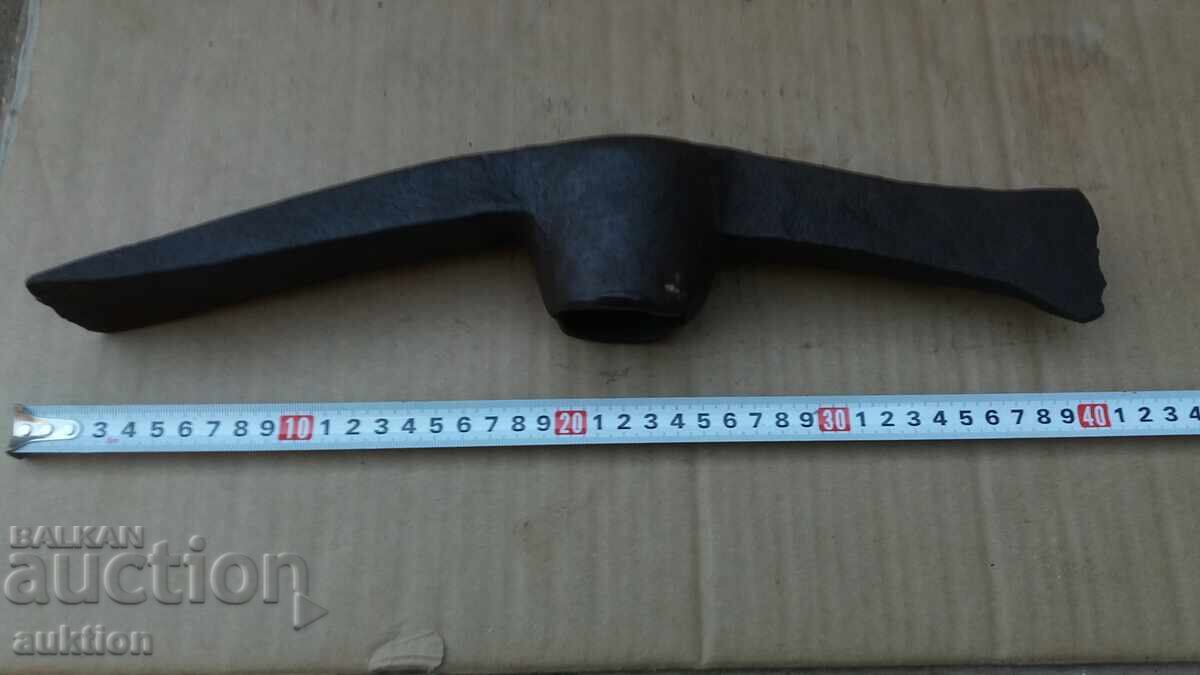 Delivery of MASSIVE PICKAXE - AXE MILITARY TOOL